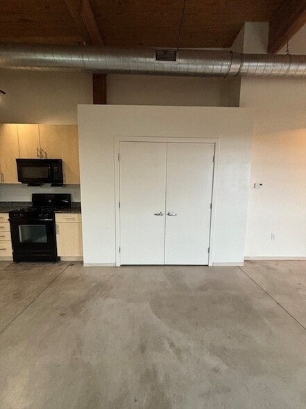 Building Photo - 88 Gerrish Ave