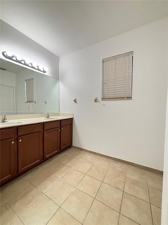 Foto del edificio - 17443 SW 153rd Path