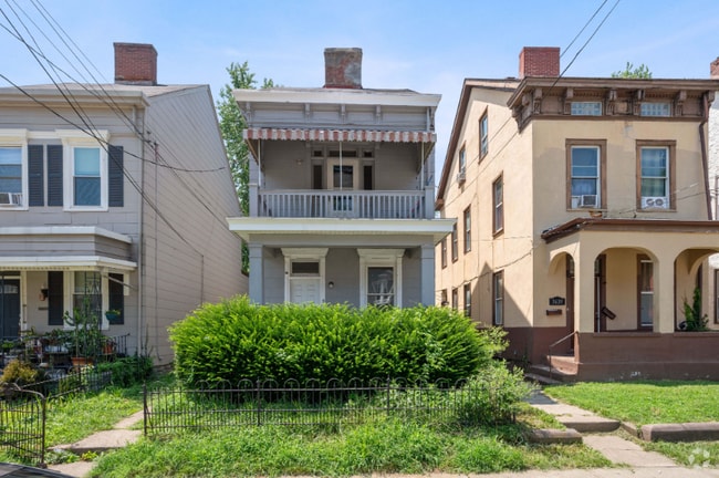 Building Photo - 3633 Borden St
