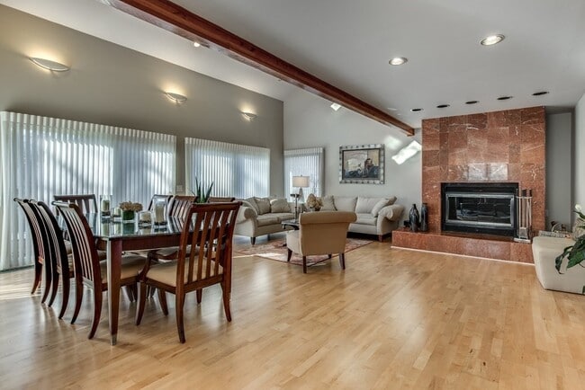 Foto del edificio - 11 Beethoven Ave