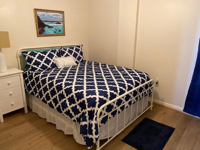 Foto del edificio - 1516 Sandpiper Ln