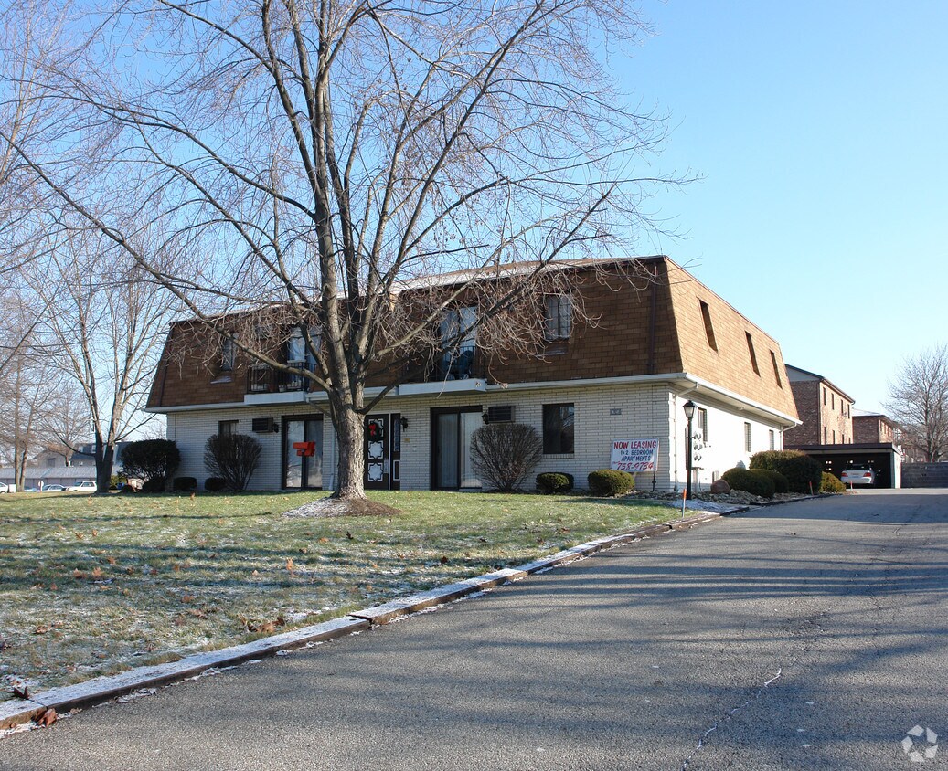 7421 West Blvd, Youngstown, OH 44512 Apartments in Youngstown, OH