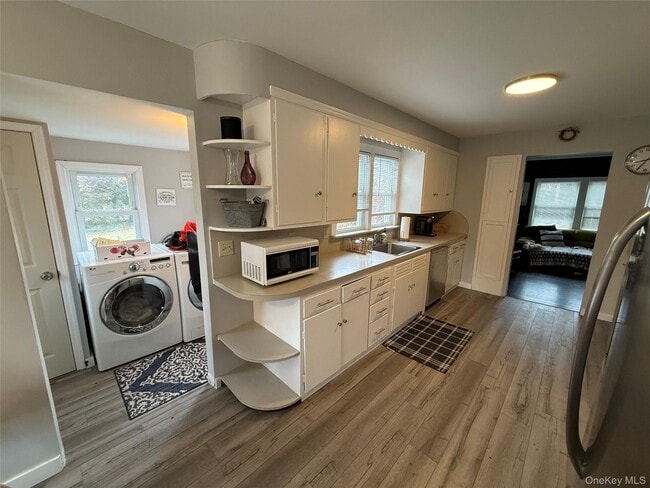 Building Photo - 35750 Main Rd