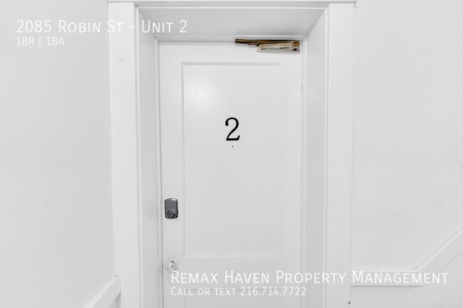 Building Photo - 2085 Robin St