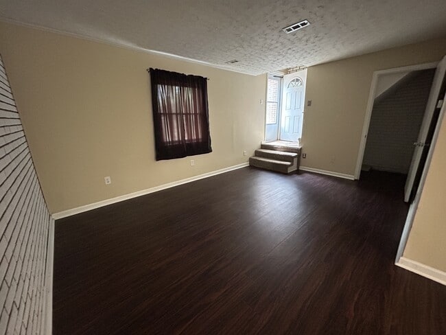 Photo - 1122 Rolling Hill Dr (Forest, VA) Apartment