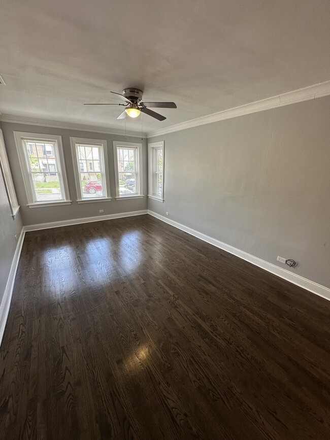 Building Photo - 2958 N Mango Ave