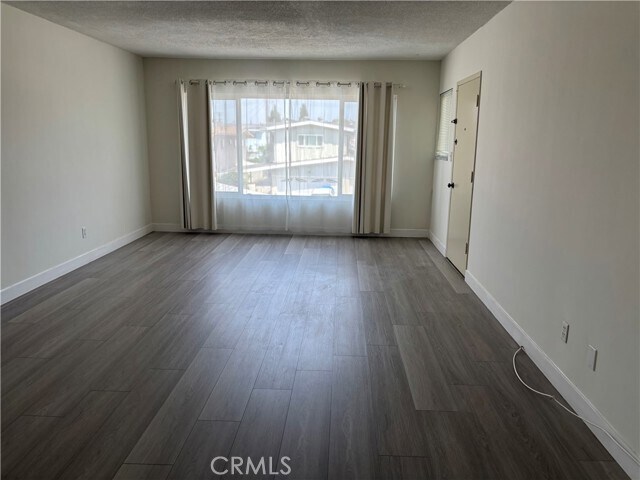 Foto del edificio - 25219 Loytan St