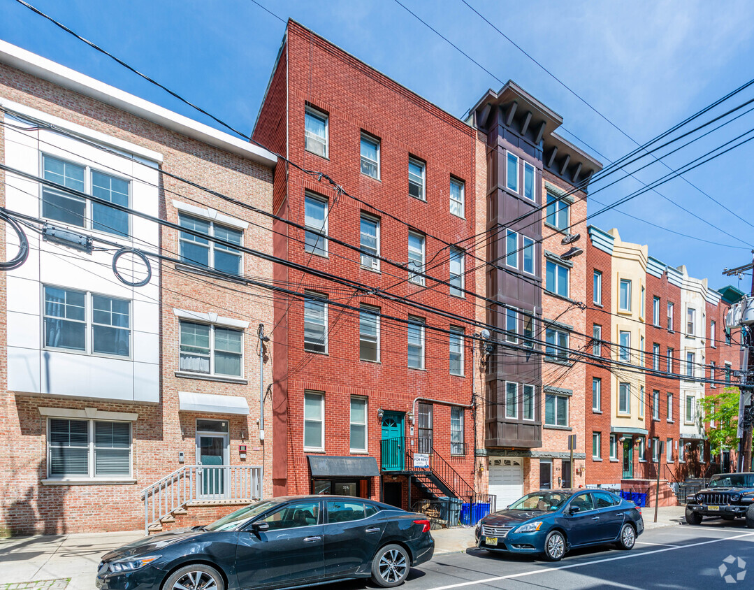 324 Monroe St, Hoboken, NJ 07030 - Apartments in Hoboken, NJ ...