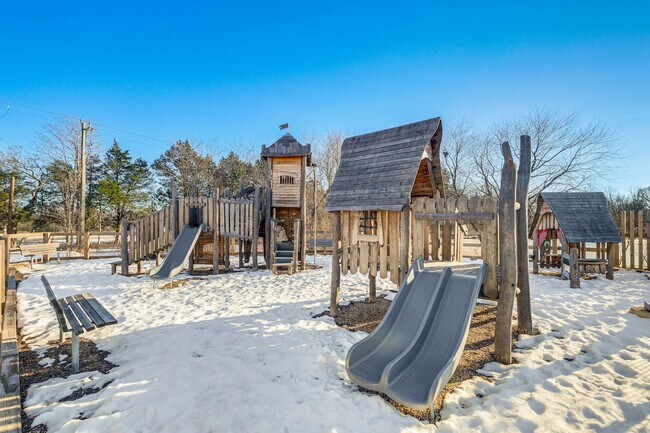 Building Photo - 14566 Alsace Ln