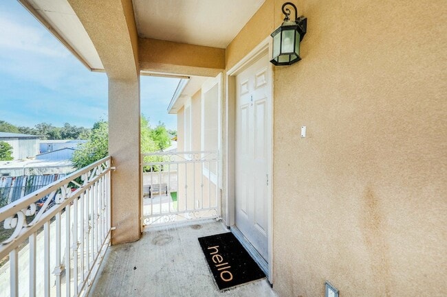 Building Photo - 205 W San Carlos St