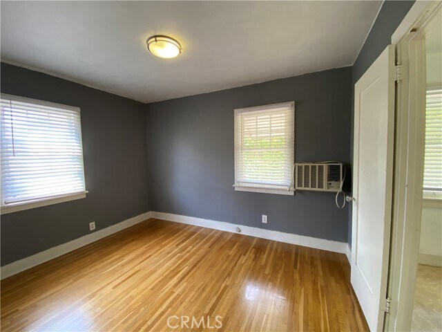 Foto del edificio - 1714 Gillette Crescent