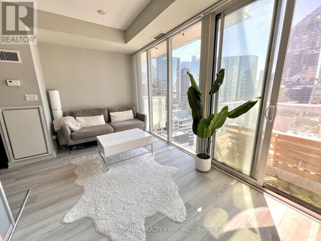 Photo du bâtiment - 126 Simcoe St