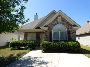 Building Photo - 380 Forest Lakes Dr