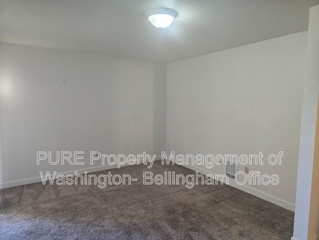 Building Photo - 1009 22nd St