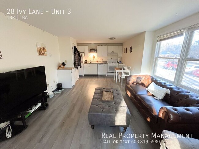 Building Photo - Pet-Friendly Apartment Barrington with Hea...