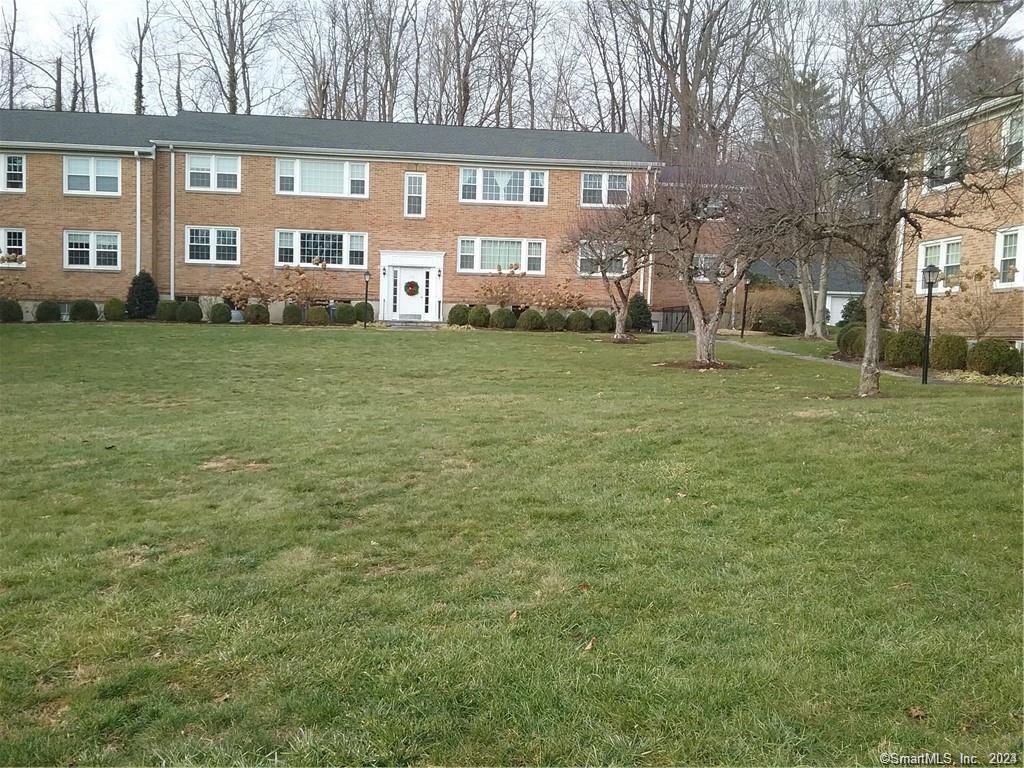 Primary Photo - 132 Heritage Hill Rd