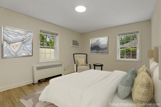 Foto del edificio - Mayflower Apartments