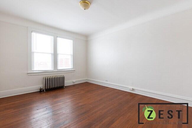 Foto del edificio - 14800 E Vernor Hwy