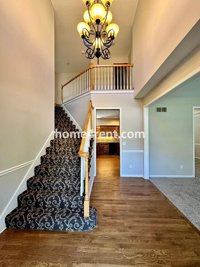 Foto del edificio - Beautiful, Spacious Home w/ Open Floor Pla...