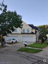 Building Photo - 481 Village Oaks Ct