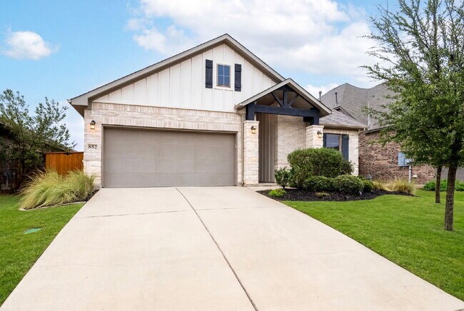 Building Photo - Spacious Comfort Meets Everyday Luxury in This Beautiful One Story