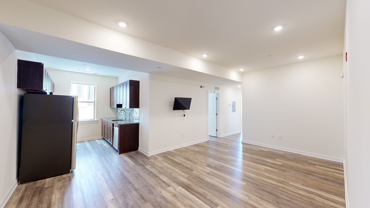 Photo - The Eleanor at Chestnut (Per Bedroom Lease) Apartments