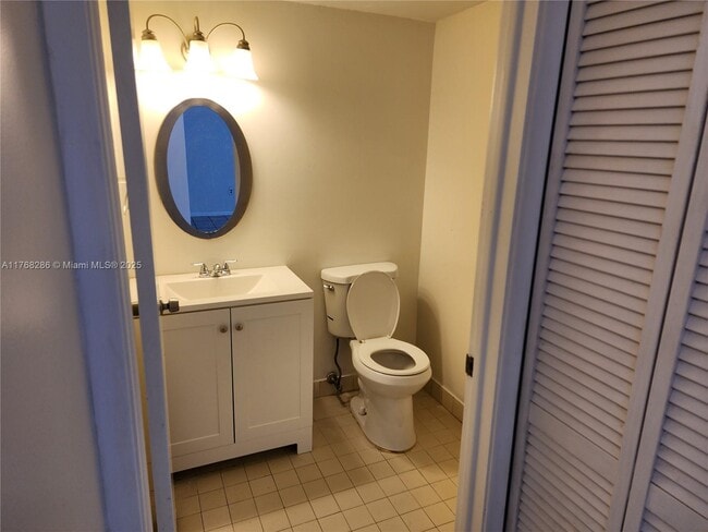 Building Photo - 6251 SW 131st Ct