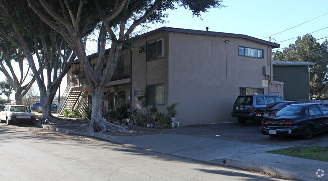 Building Photo - 5745 Arroyo Dr