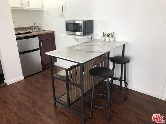 Building Photo - 3961 Moore St