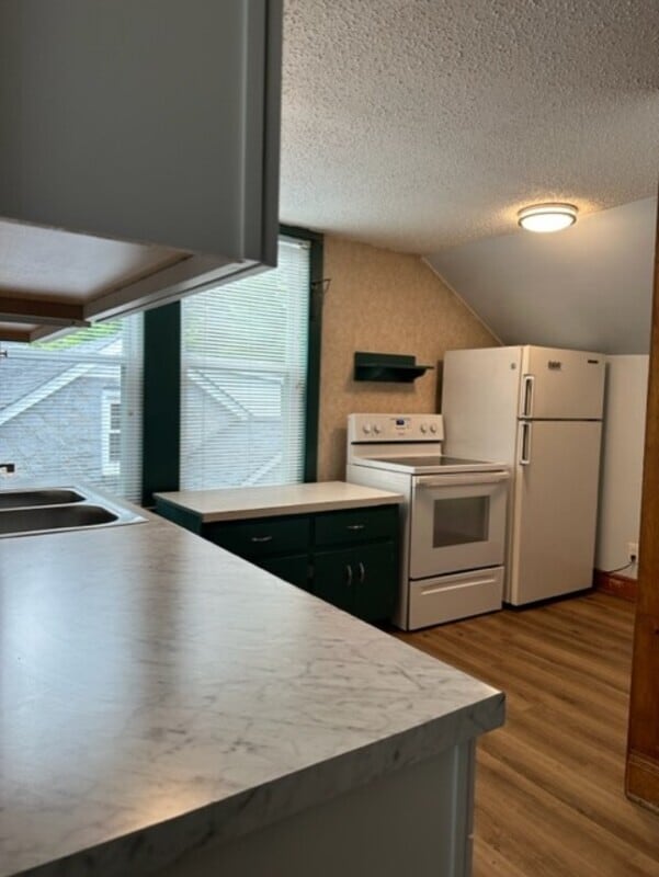 Building Photo - 705 1/2 Michaelmas Avenue - 1