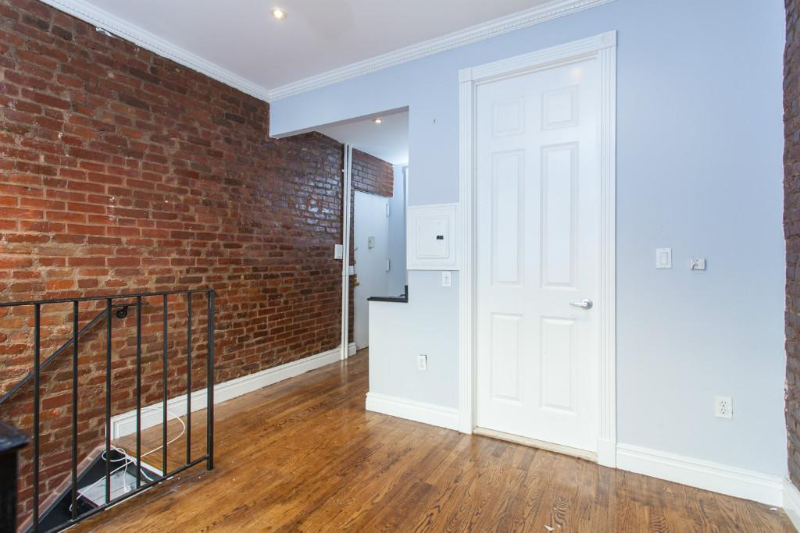 Foto del edificio - 410 E 12th St
