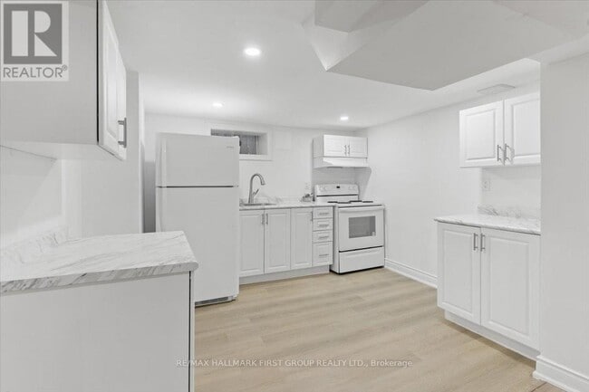 Building Photo - 46 Tulloch Dr