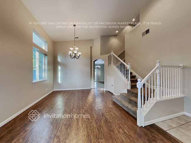 Foto del edificio - 5747 Grove Ave