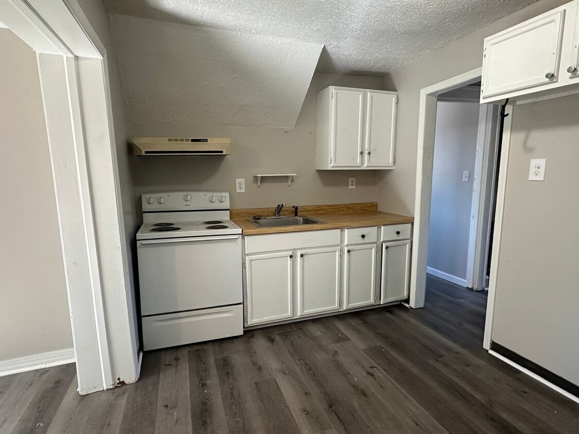 Foto principal - 720 Clifton Ave