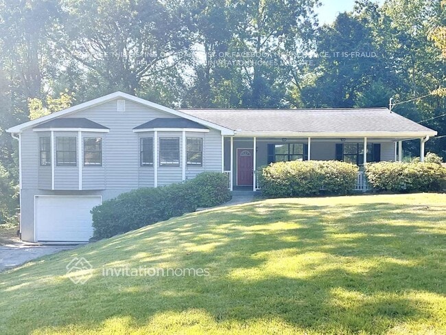 Building Photo - 2811 Dunwood Ln