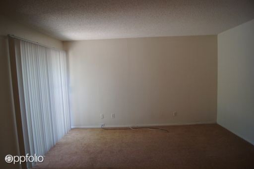 Building Photo - 4641 Country Creek Dr