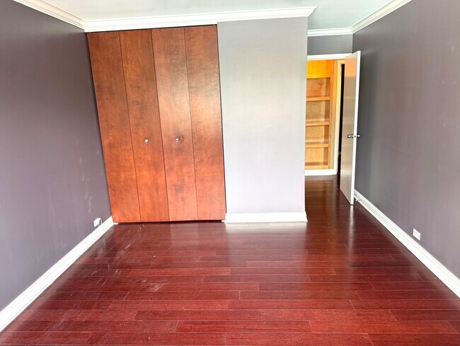 Foto del edificio - 1555 N Sandburg Terrace