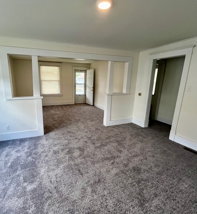 Photo - 725 Rice St Apartment