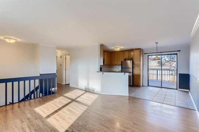 Building Photo - 2706 15th Avenue
