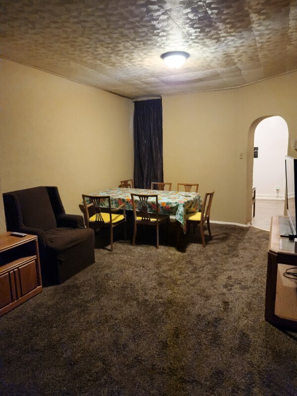 207 S Cecil St Unit 2B, Philadelphia, PA 19139 Room for Rent in Philadelphia, PA