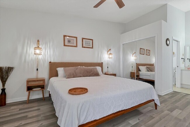 Foto del edificio - 2722 Club Cortile Cir