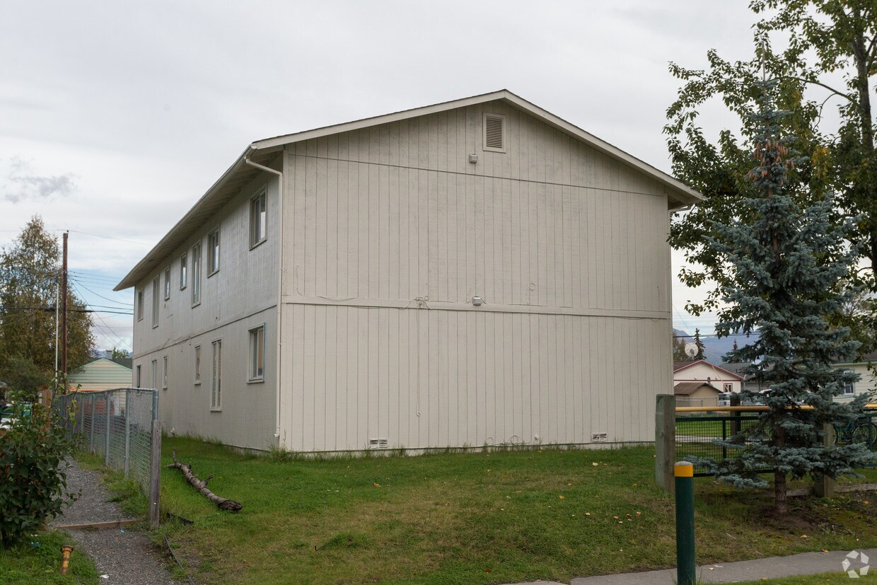 Building Photo - 4101 Peterkin Ave