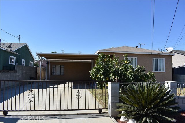 Foto del edificio - 2443 Charlotte Ave