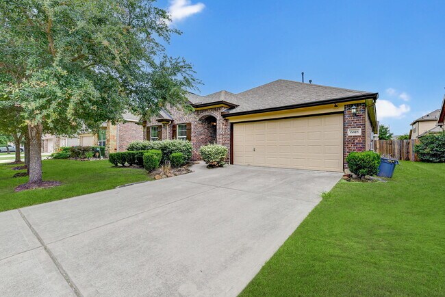 Building Photo - 6818 Hunters Way Ln