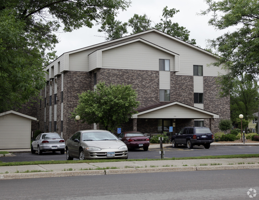 Building Photo - Cokato Apartments III