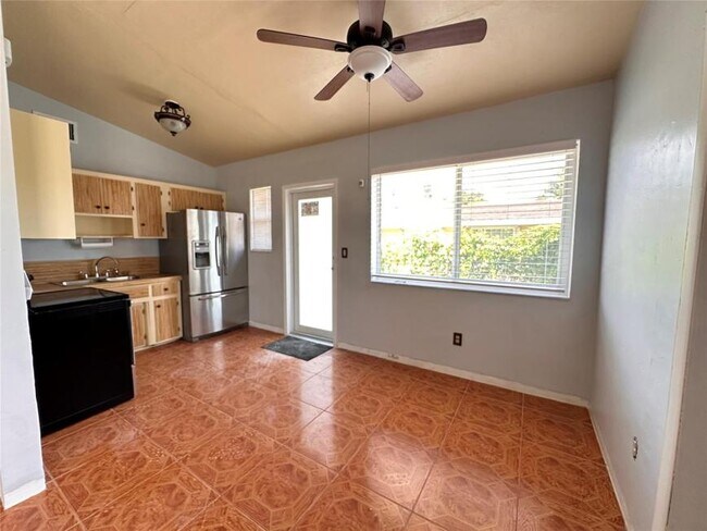 Foto del edificio - 3 bedroom in North Miami FL 33162