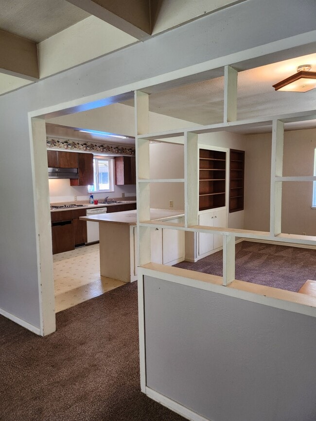 Building Photo - 4542 Averill Dr