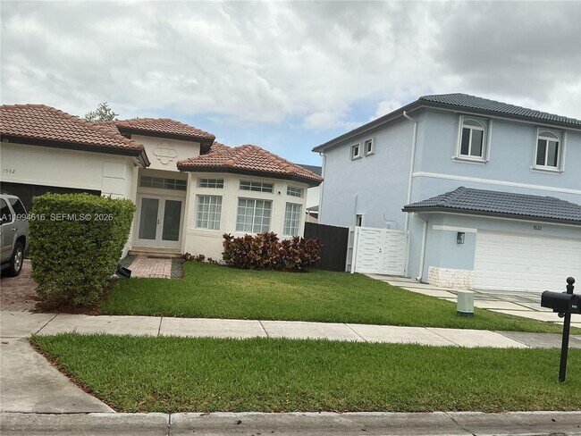 Foto del edificio - 1552 SW 154th Ct