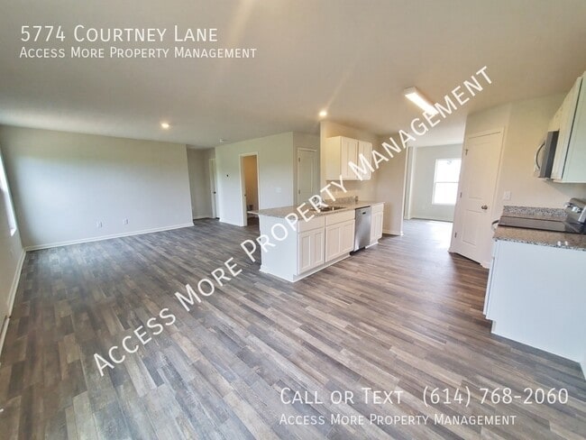 Foto del edificio - 5774 Courtney Ln