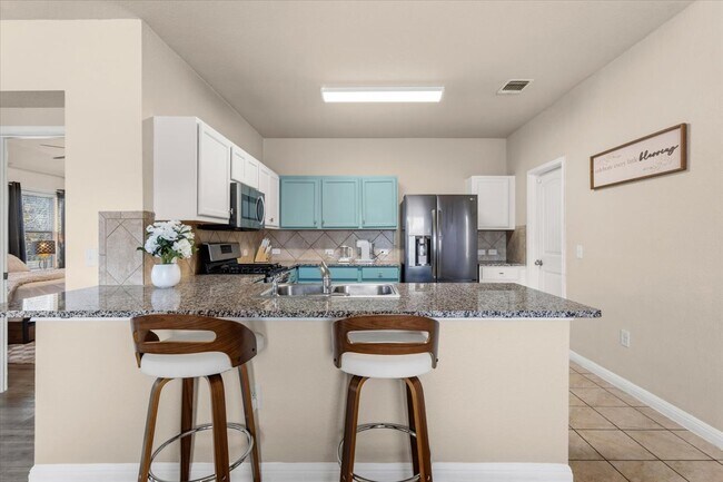 Building Photo - 11100 Dawes Pl